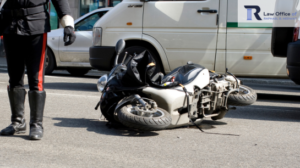 El papel de los abogados de lesiones personales en los acuerdos por accidentes de motocicleta. | Raphael B. Hedwat